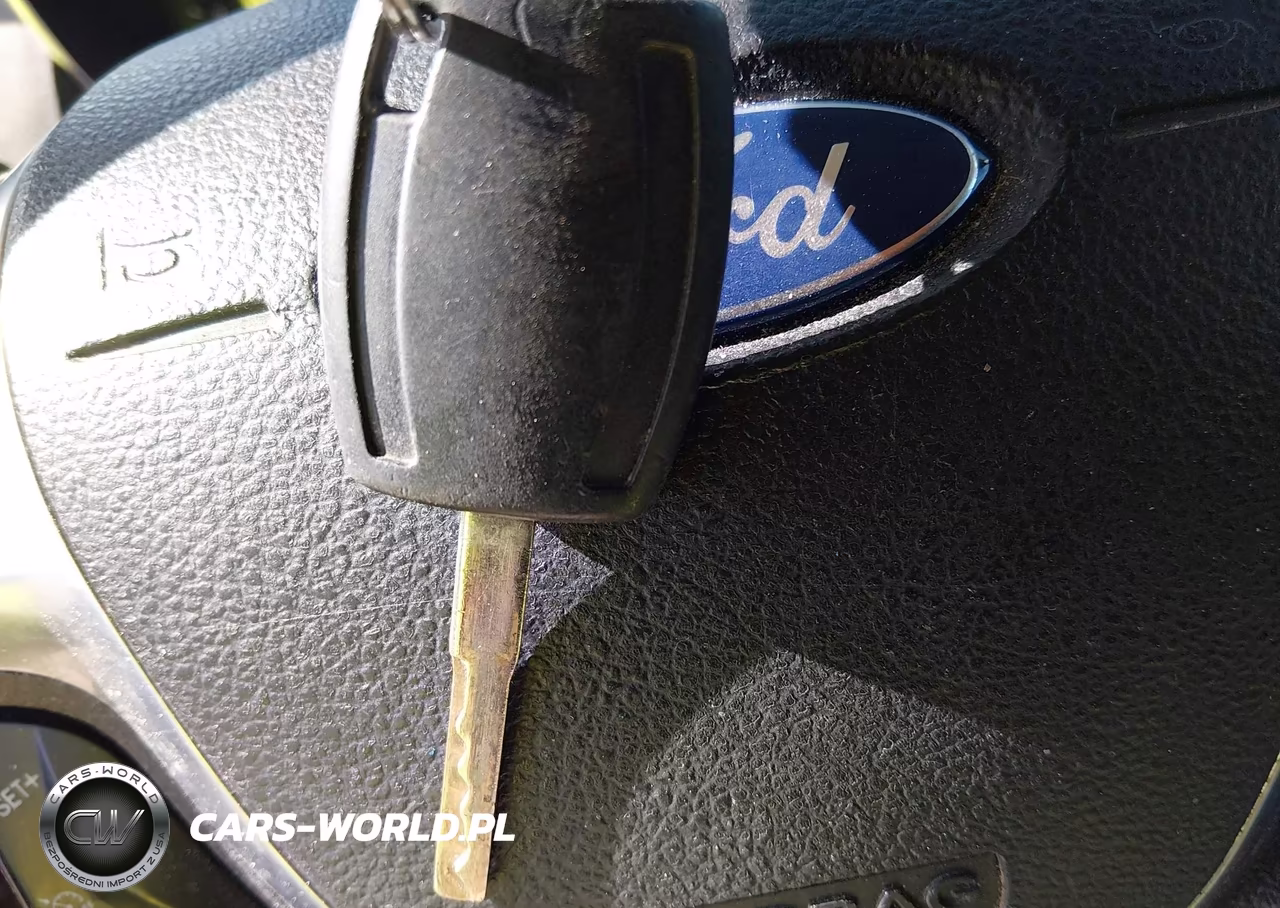 2013 Ford Escape S VIN:1FMCU0F72DUC83162 - 11