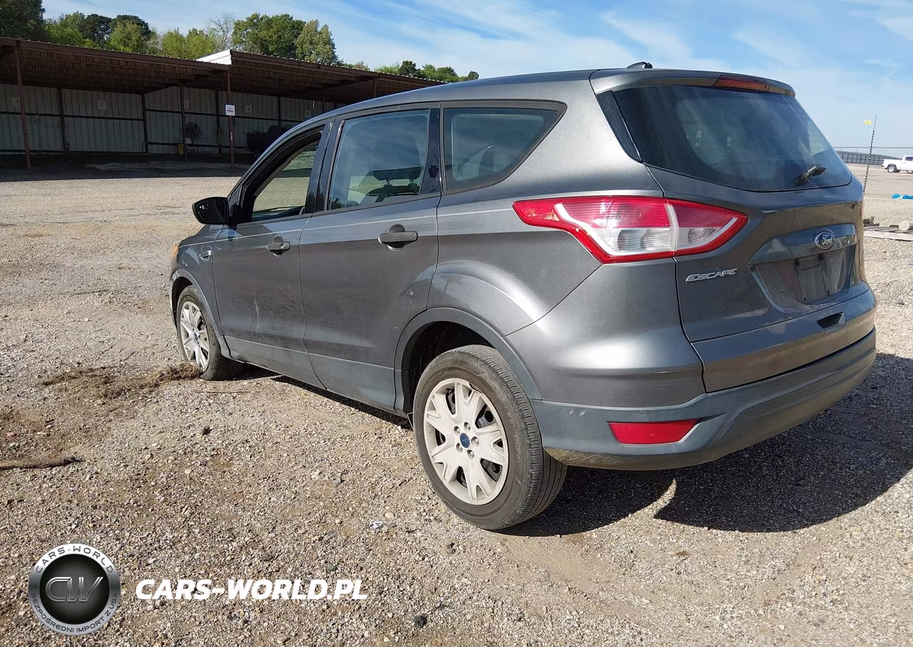 2013 Ford Escape S VIN:1FMCU0F72DUC83162 - 3
