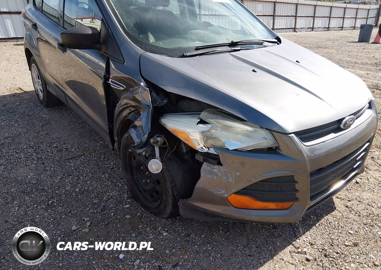 2013 Ford Escape S VIN:1FMCU0F72DUC83162 - 6