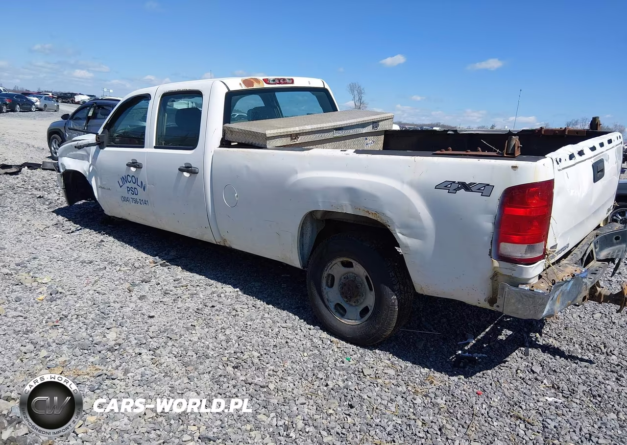 2013 GMC Sierra 2500Hd Work Truck VIN:1GT12ZCG3DF127937 - 3