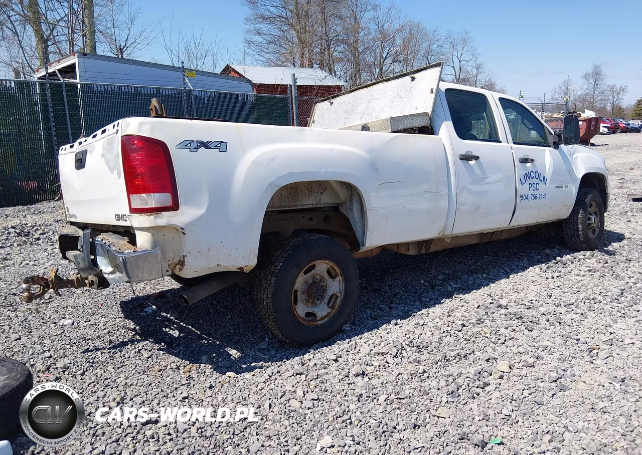 2013 GMC Sierra 2500Hd Work Truck VIN:1GT12ZCG3DF127937 - 4