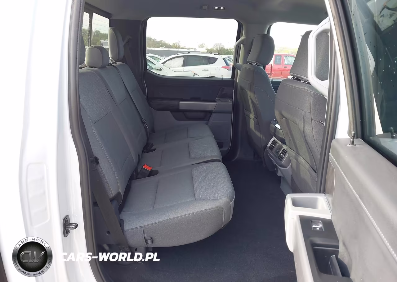 2025 Ford F-150 Xlt VIN:1FTFW3L89SFC10222 - 8