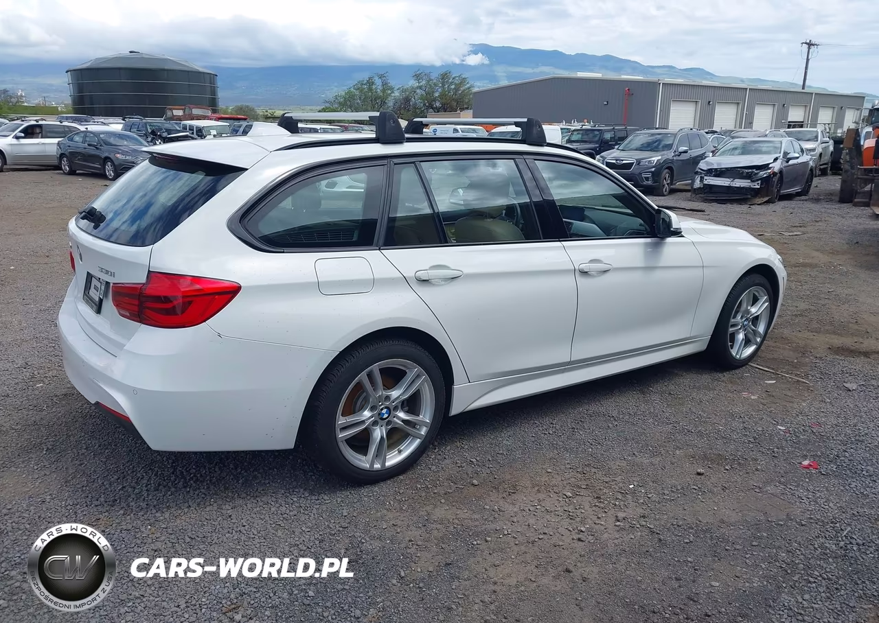 2019 BMW 330I xDrive VIN:WBA8K3C51KA484339 - 4