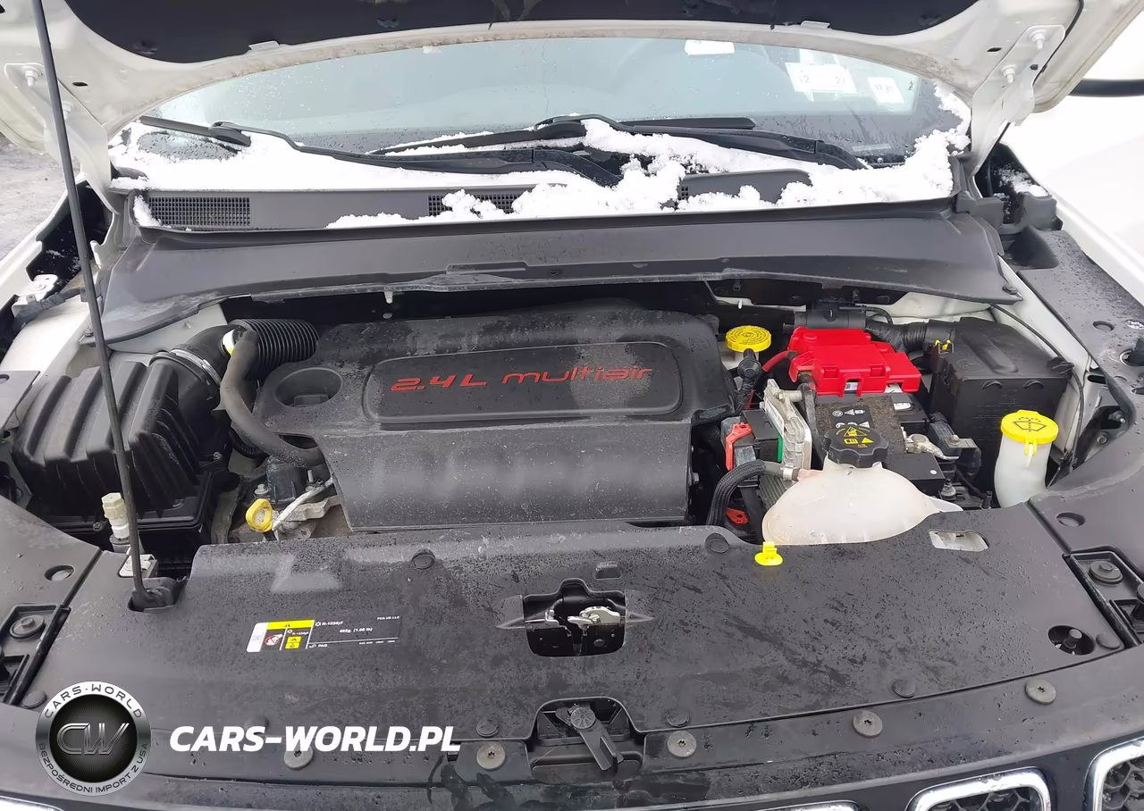 2019 Jeep Compass Latitude 4X4 VIN:3C4NJDBB8KT734657 - 10