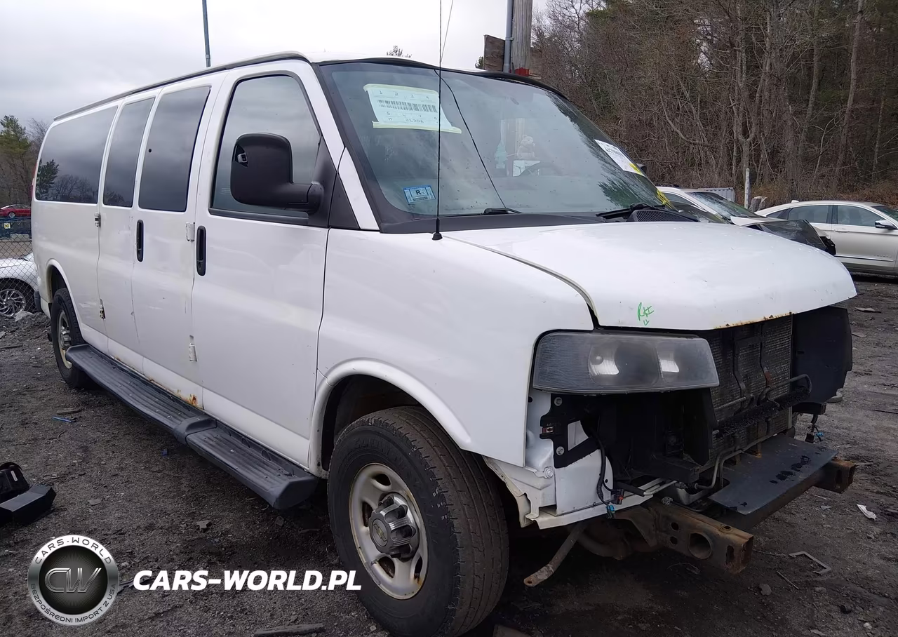 2015 Chevrolet Express 3500 Lt