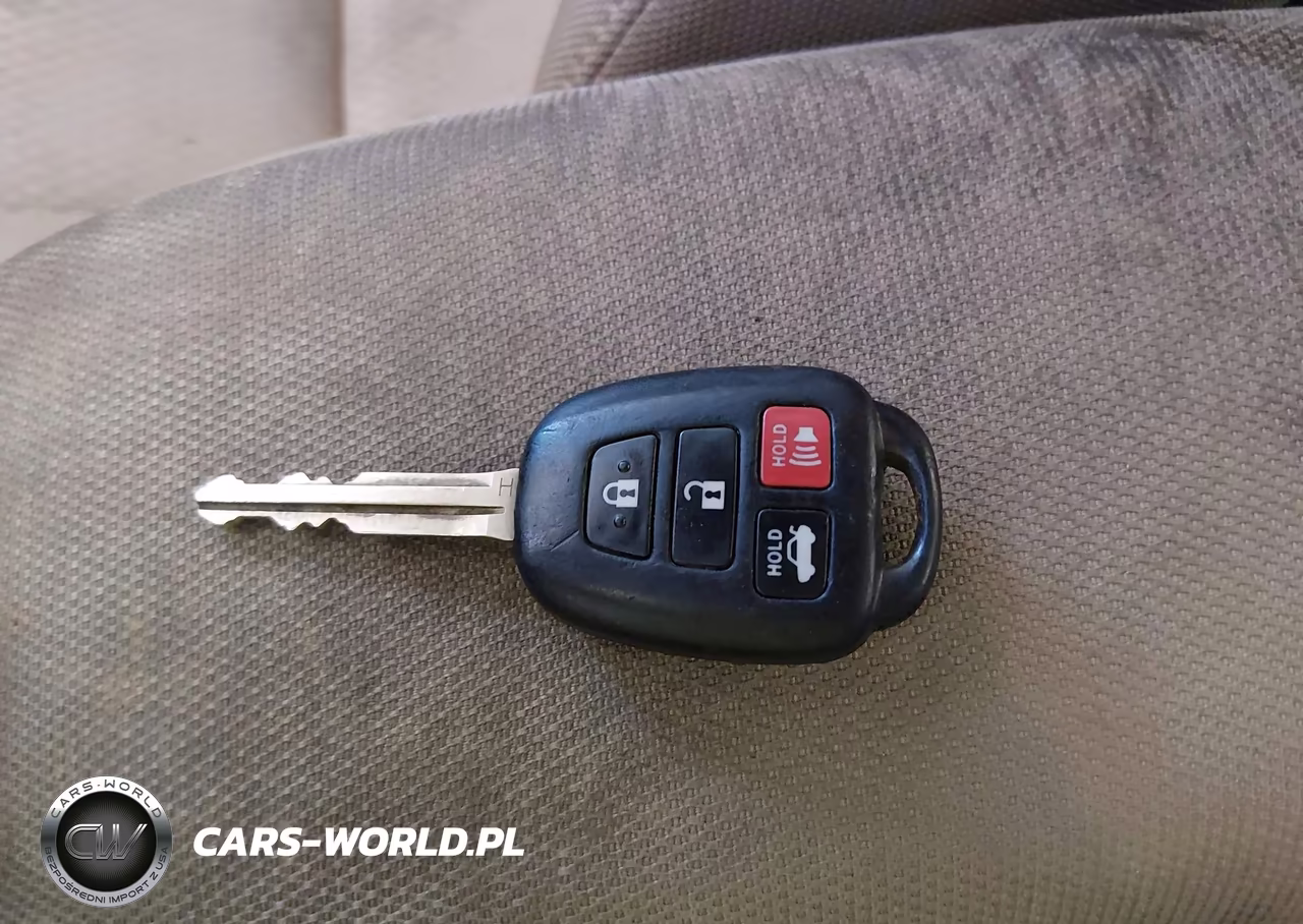 2016 Toyota Corolla Le VIN:2T1BURHE4GC482974 - 11