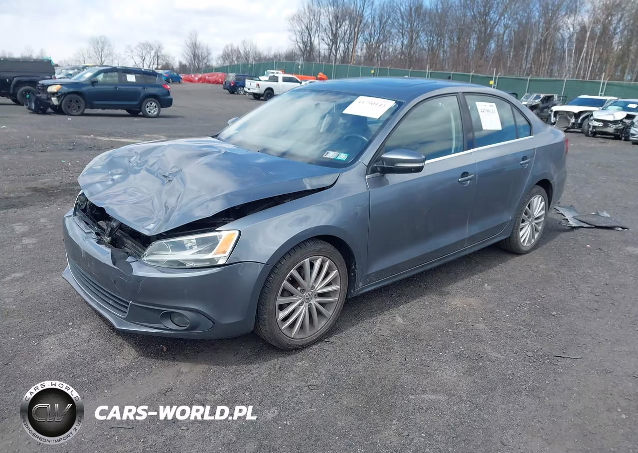 2011 Volkswagen Jetta 2.5L Sel VIN:3VWLX7AJ7BM305808 - 2