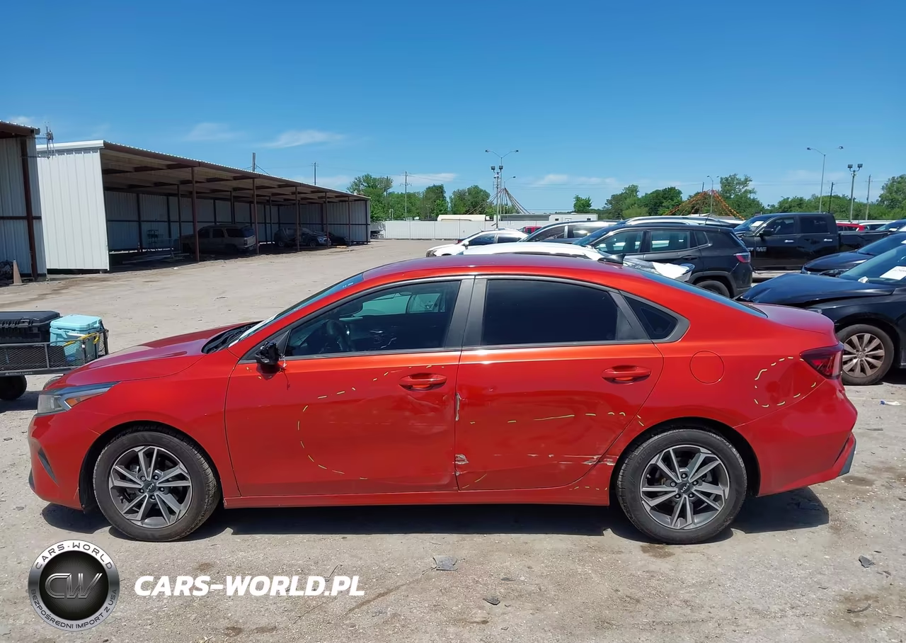 2022 Kia Forte Lxs VIN:3KPF24AD2NE460143 - 14