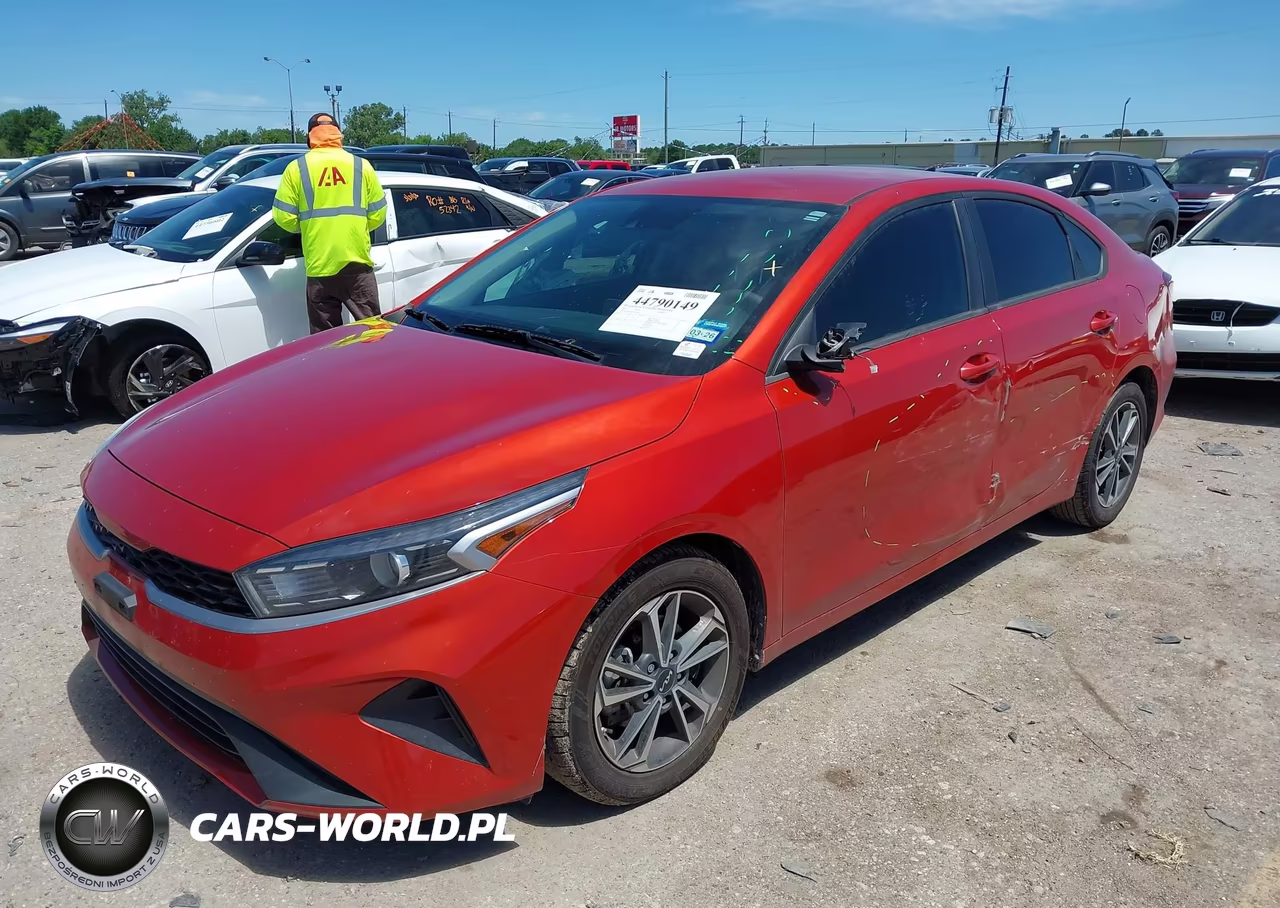 2022 Kia Forte Lxs VIN:3KPF24AD2NE460143 - 2