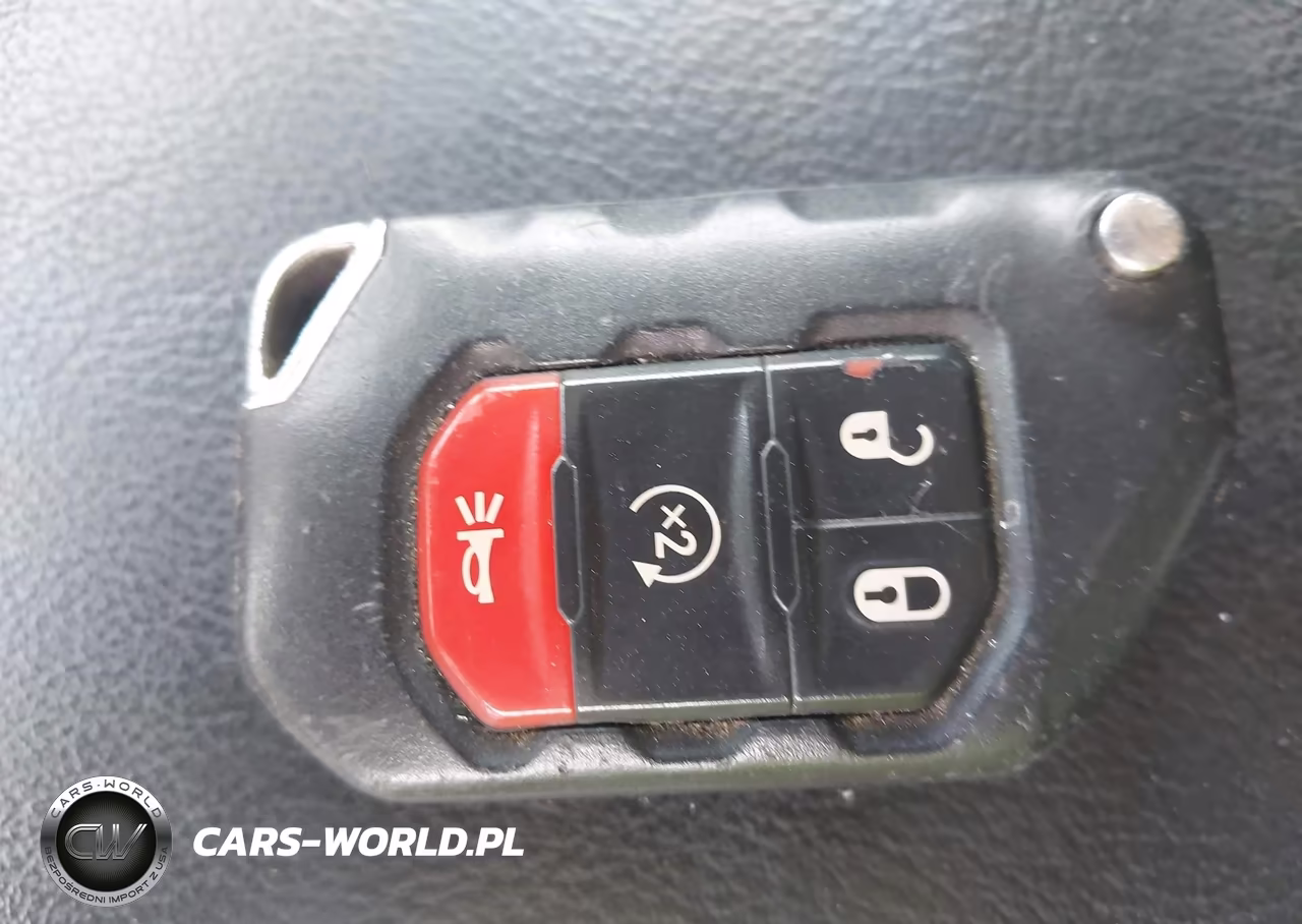 2018 Jeep Wrangler Unlimited Sport S 4X4 VIN:1C4HJXDN6JW253353 - 11