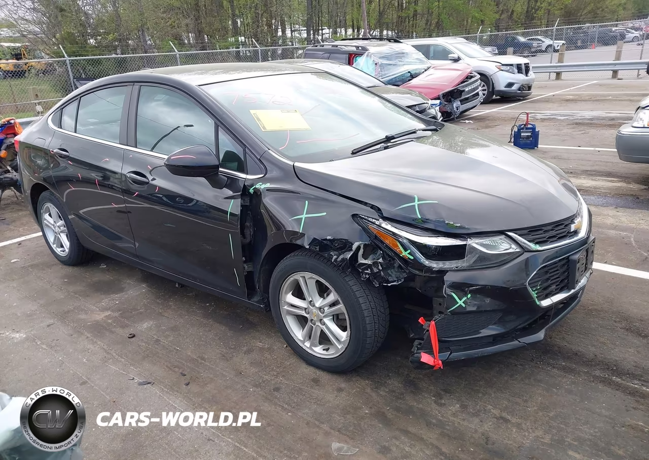 2016 Chevrolet Cruze Lt Auto – zdjęcie 1 z 17
