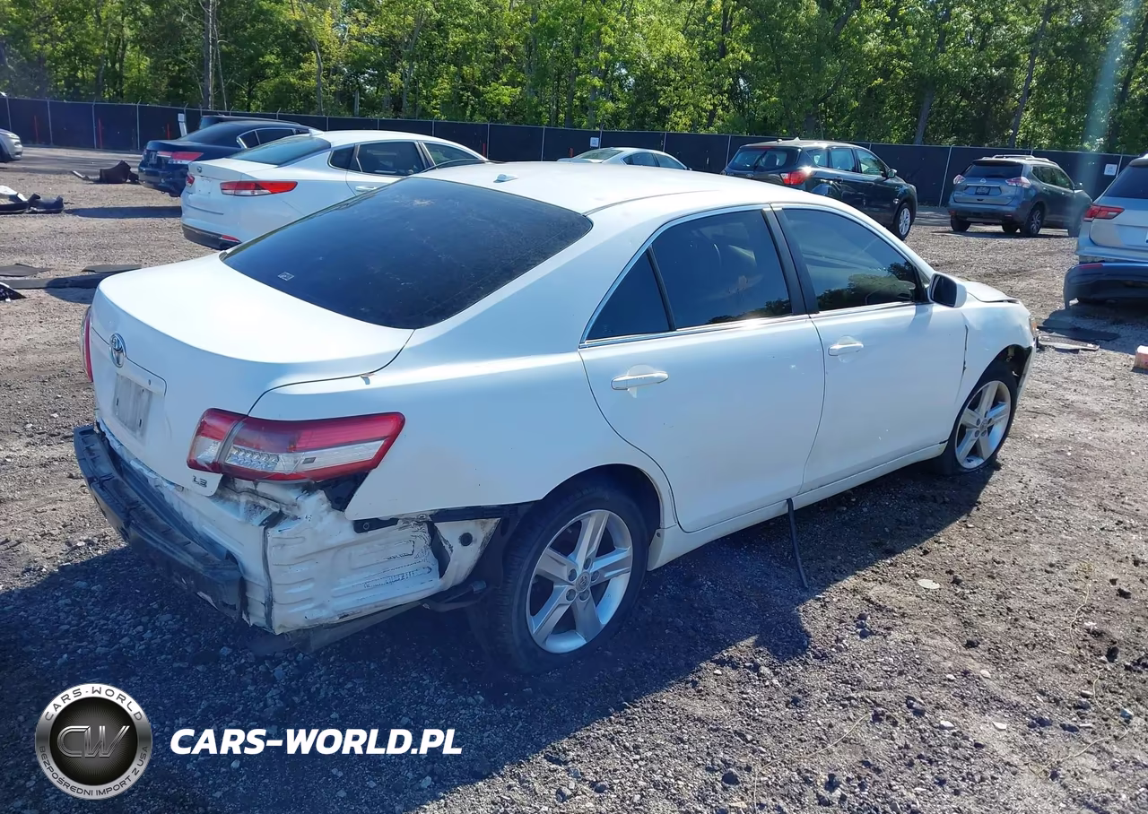 2011 Toyota Camry Le VIN:4T1BF3EK2BU772767 - 4