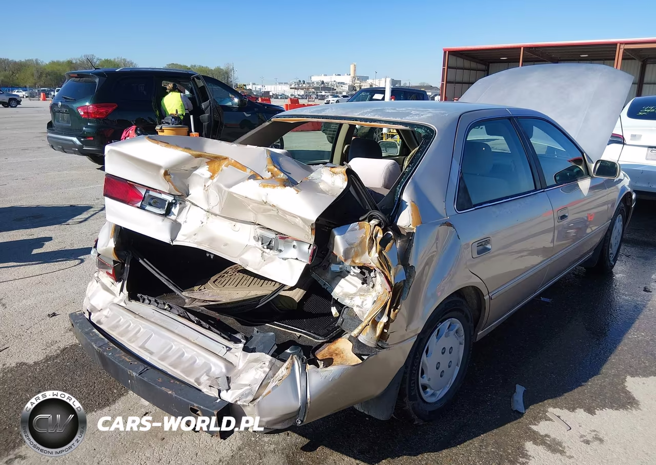 1999 Toyota Camry Le VIN:4T1BG22K5XU453429 - 17