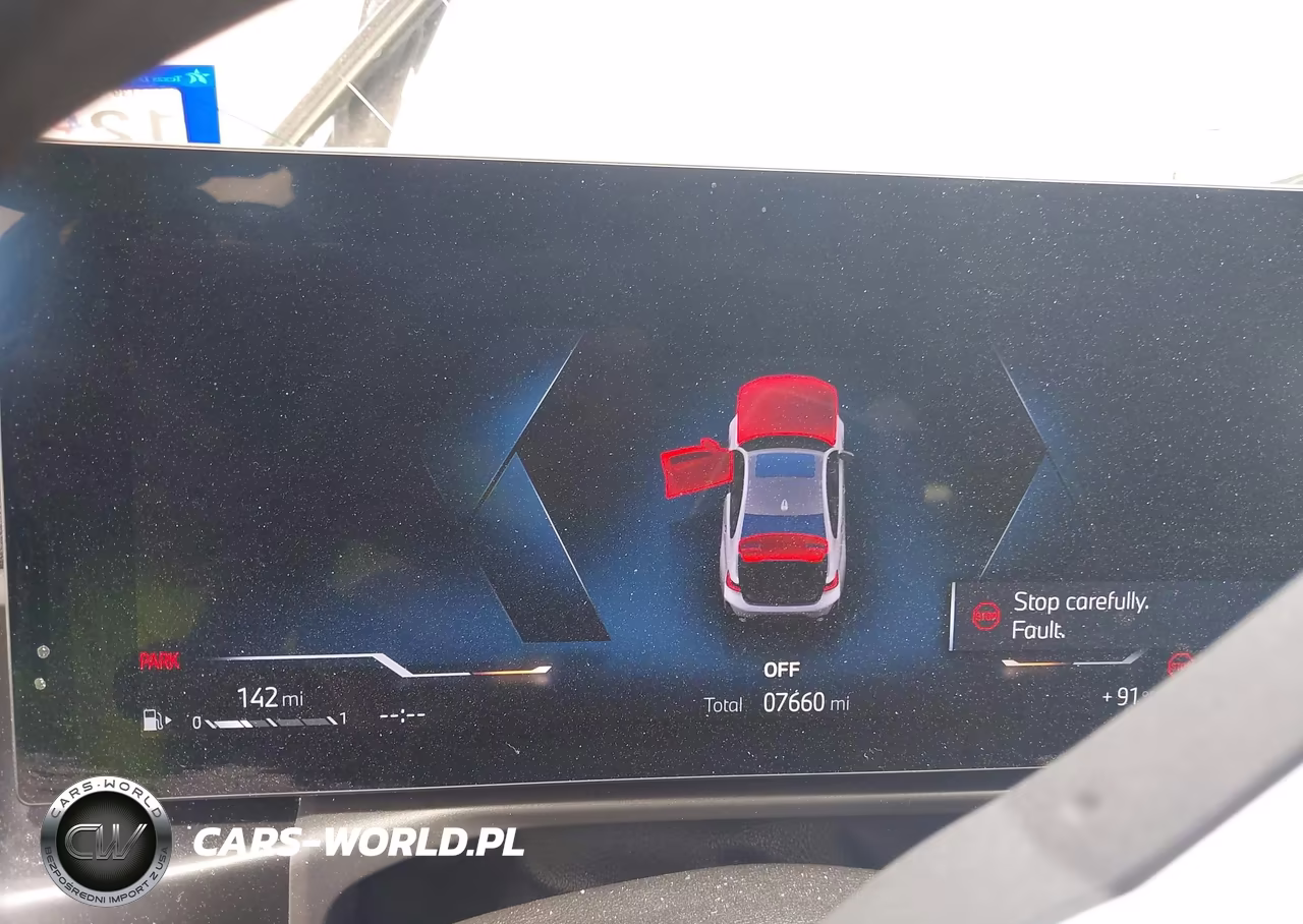 2025 BMW 330I VIN:3MW69CW04S8F18076 - 7