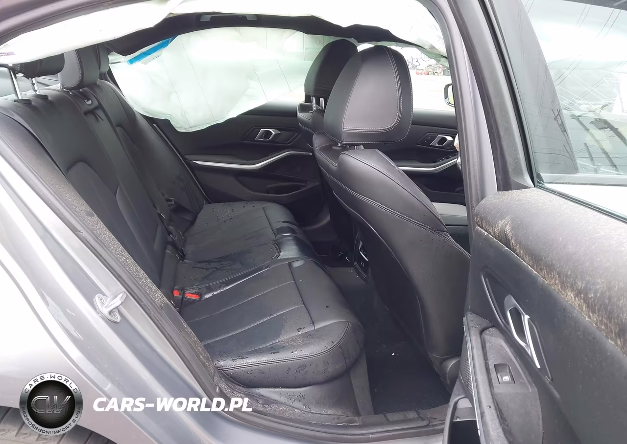 2025 BMW 330I VIN:3MW69CW04S8F18076 - 8