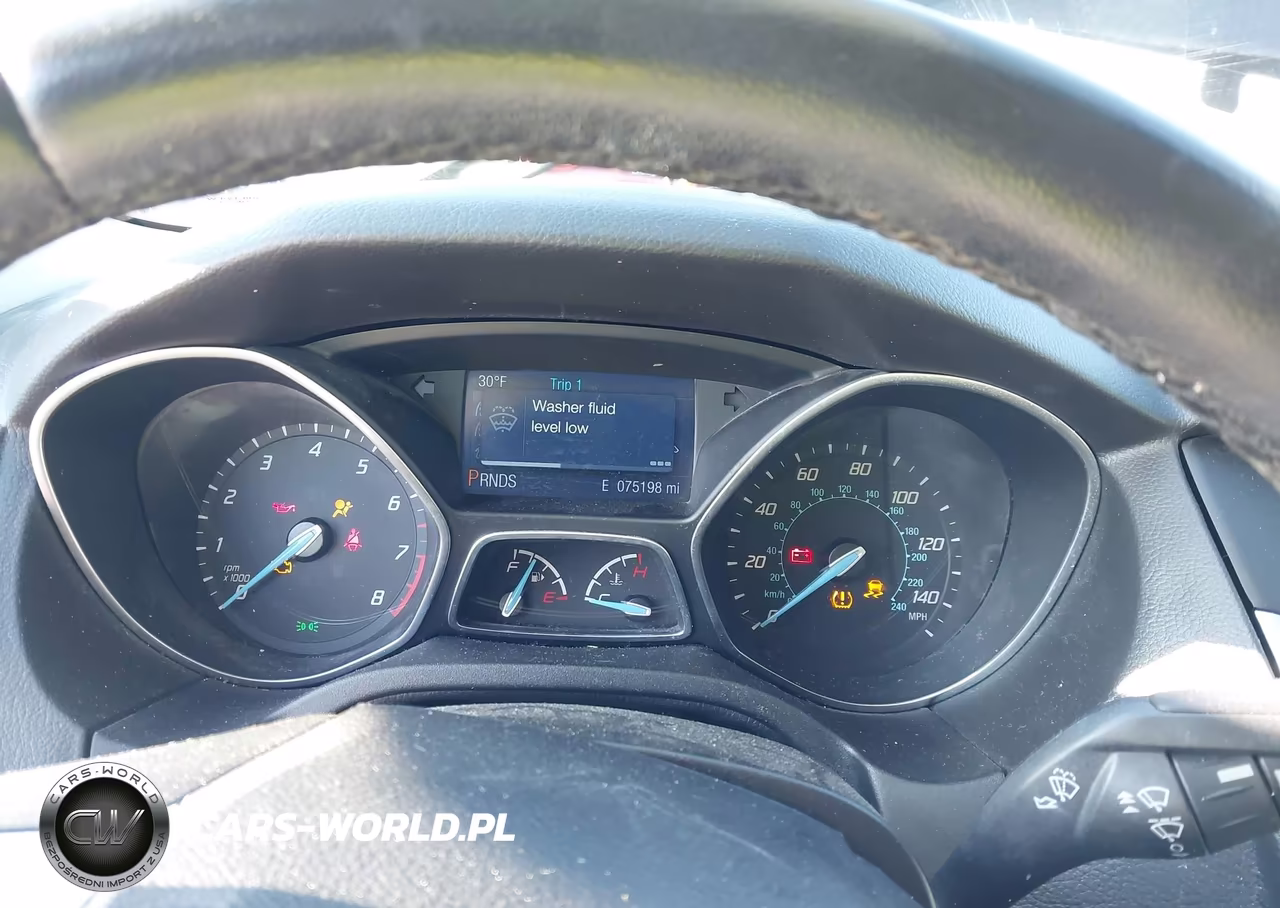 2014 Ford Focus Se VIN:1FADP3F27EL127802 - 6