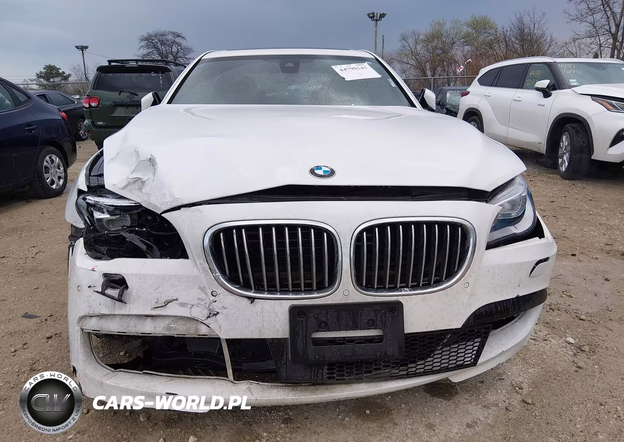 2015 BMW 750Li xDrive VIN:WBAYF8C57FD653978 - 13