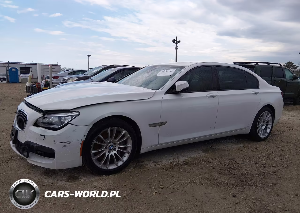2015 BMW 750Li xDrive VIN:WBAYF8C57FD653978 - 15