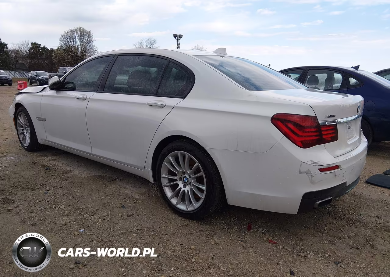 2015 BMW 750Li xDrive VIN:WBAYF8C57FD653978 - 3