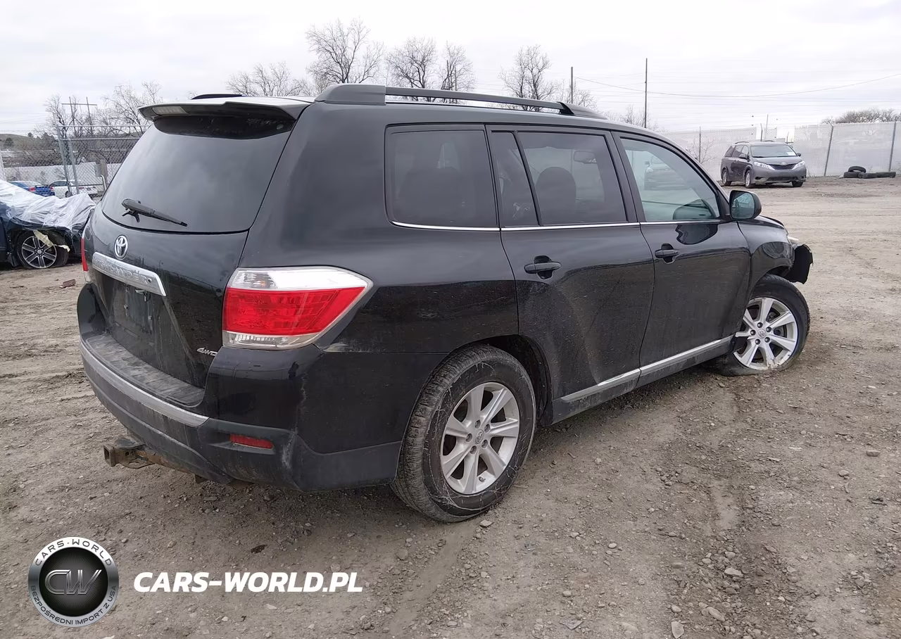 2013 Toyota Highlander Se V6 VIN:5TDBK3EH3DS264142 - 4