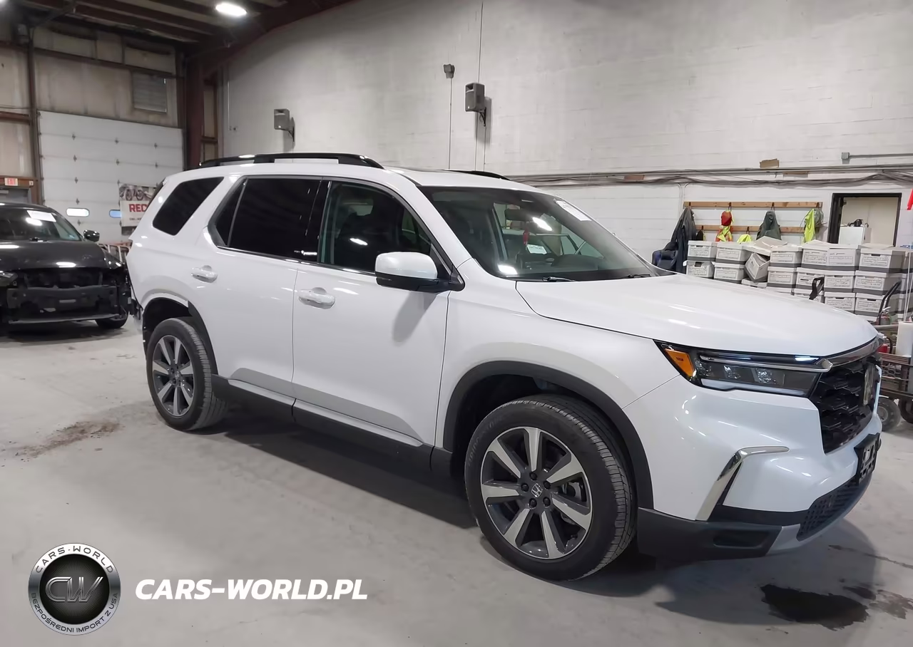 2025 Honda Pilot Touring
