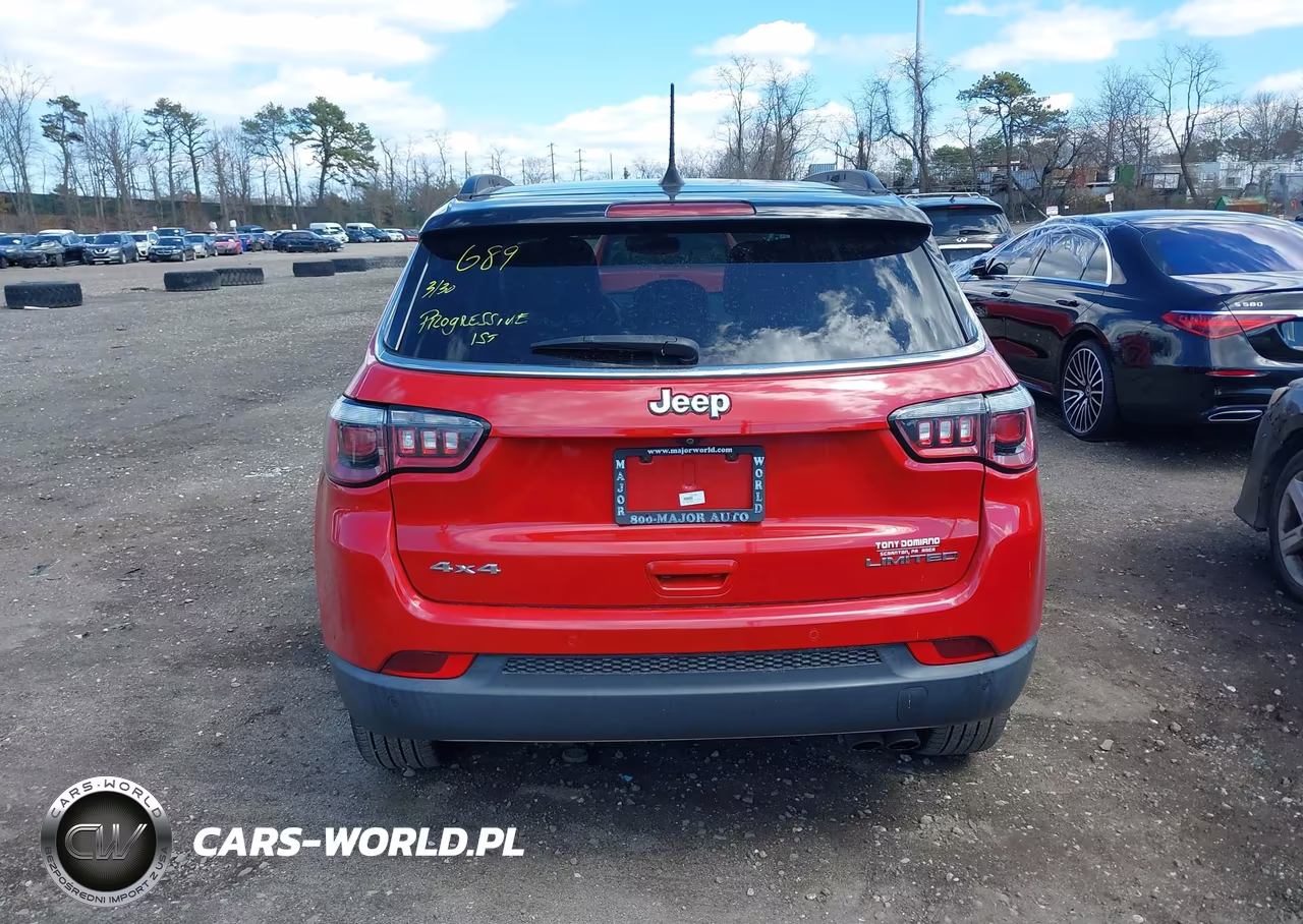 2018 Jeep Compass Limited 4X4 VIN:3C4NJDCB2JT482689 - 16