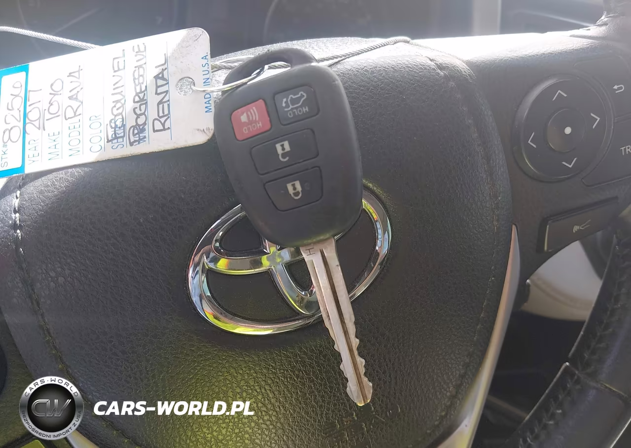 2017 Toyota Rav4 Xle VIN:JTMWFREV9HJ100850 - 11