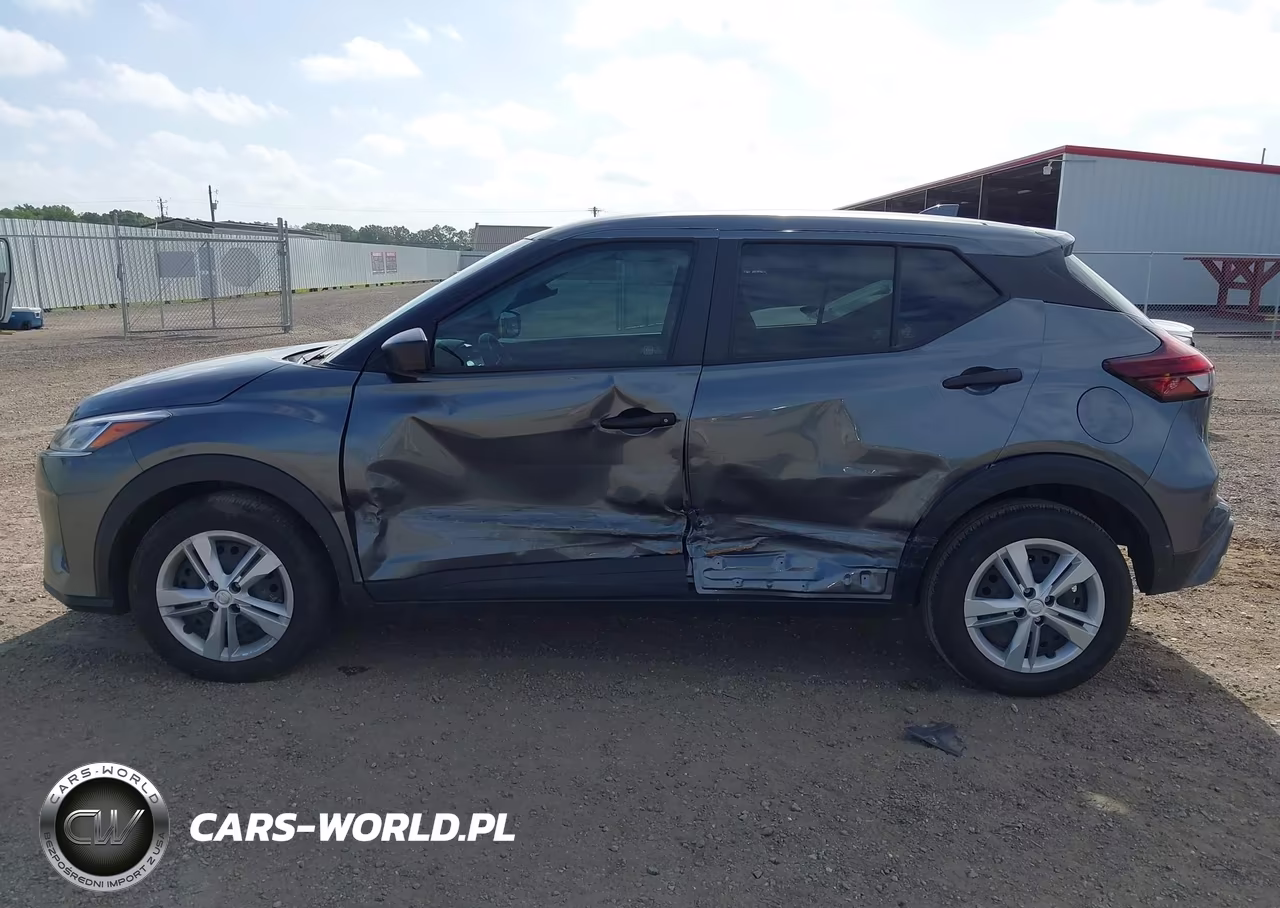 2025 Nissan Kicks Play S VIN:3N1CP5BV8SL493241 - 14