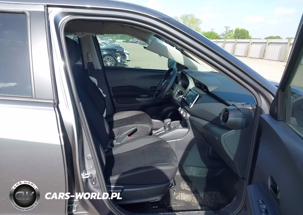 2025 Nissan Kicks Play S VIN:3N1CP5BV8SL493241 - 5