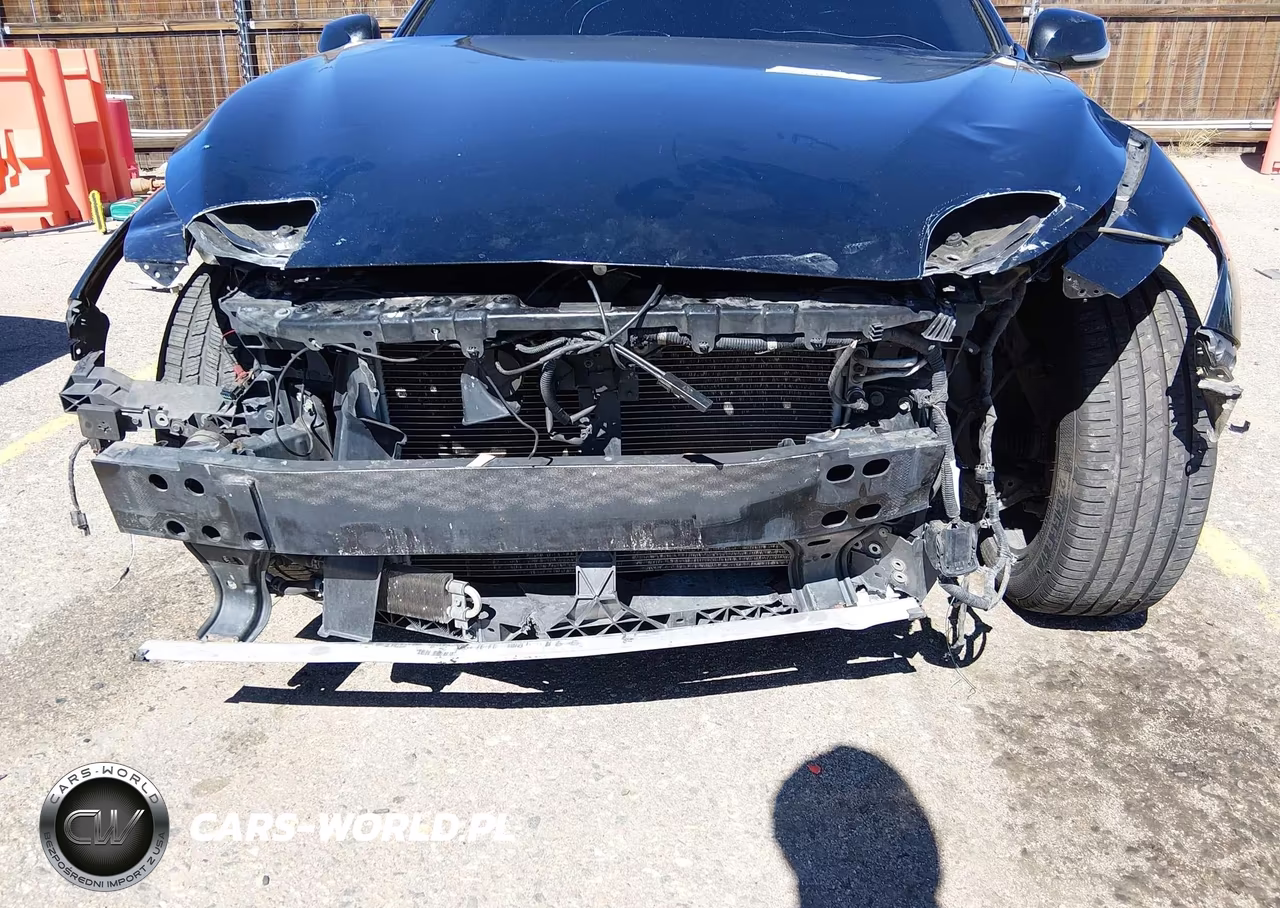 2015 Infiniti Q50 Premium VIN:JN1BV7AR1FM396475 - 6