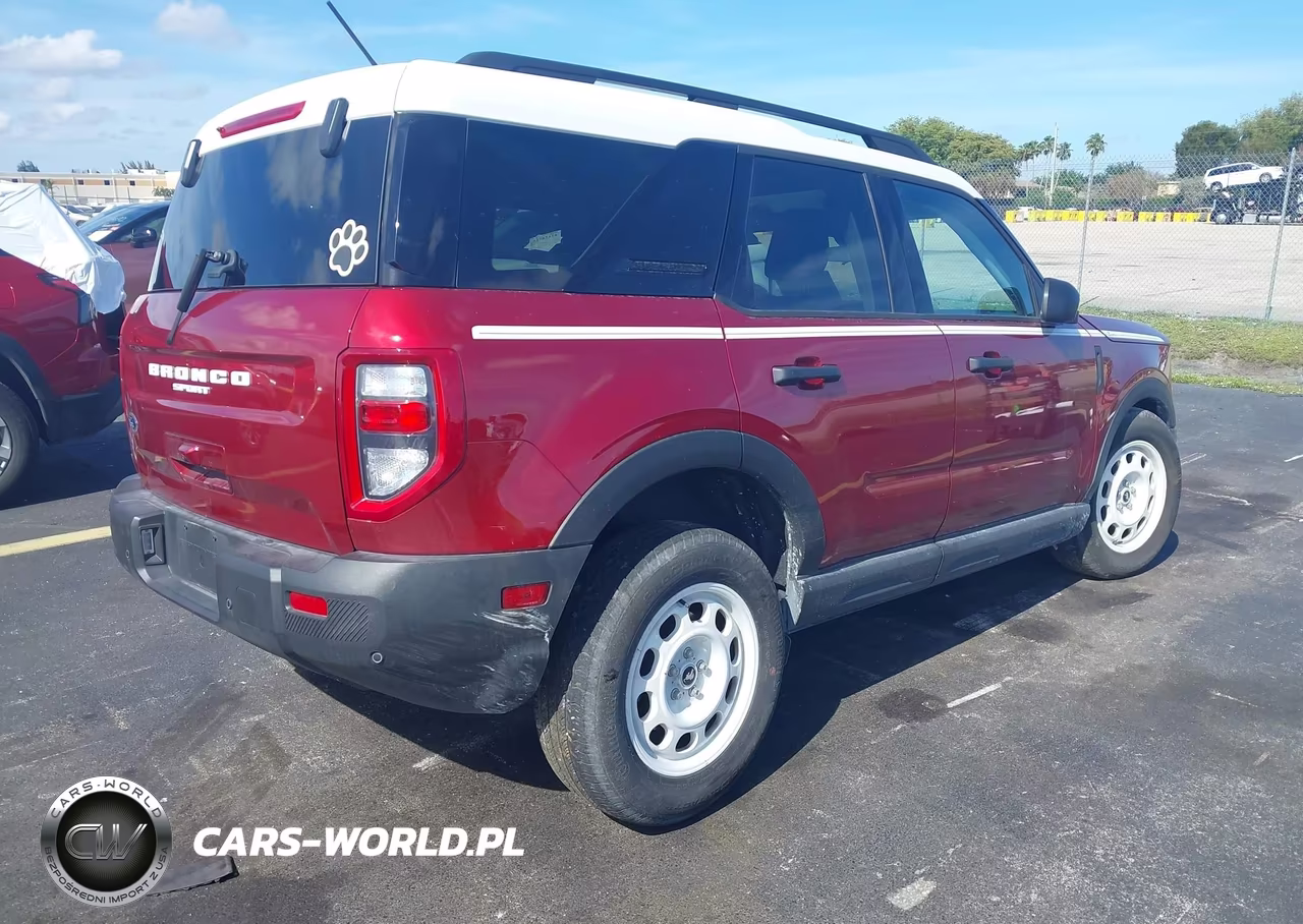 2025 Ford Bronco Sport Heritage VIN:3FMCR9GN1SRE25184 - 4