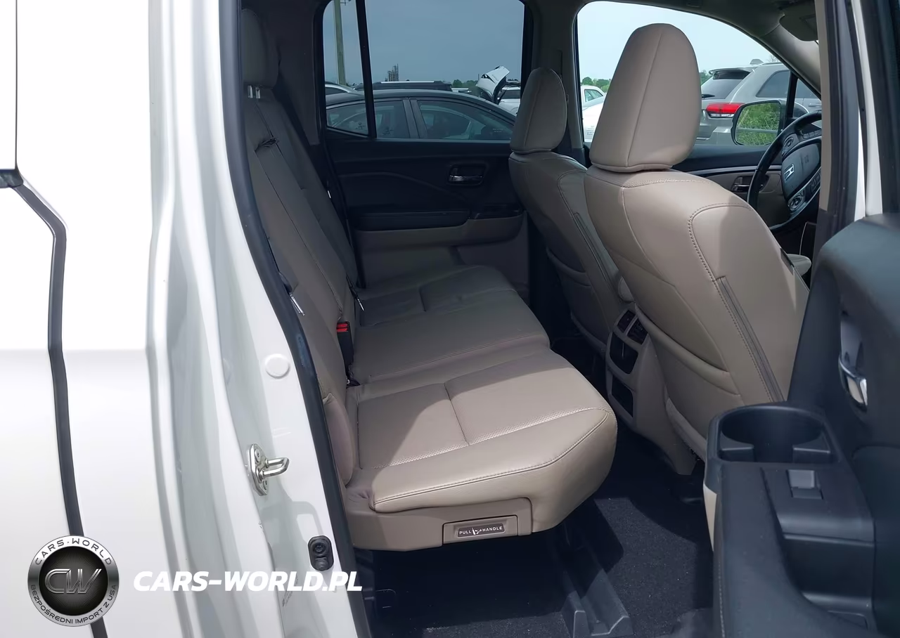 2017 Honda Ridgeline Rtl-T VIN:5FPYK2F67HB009299 - 8