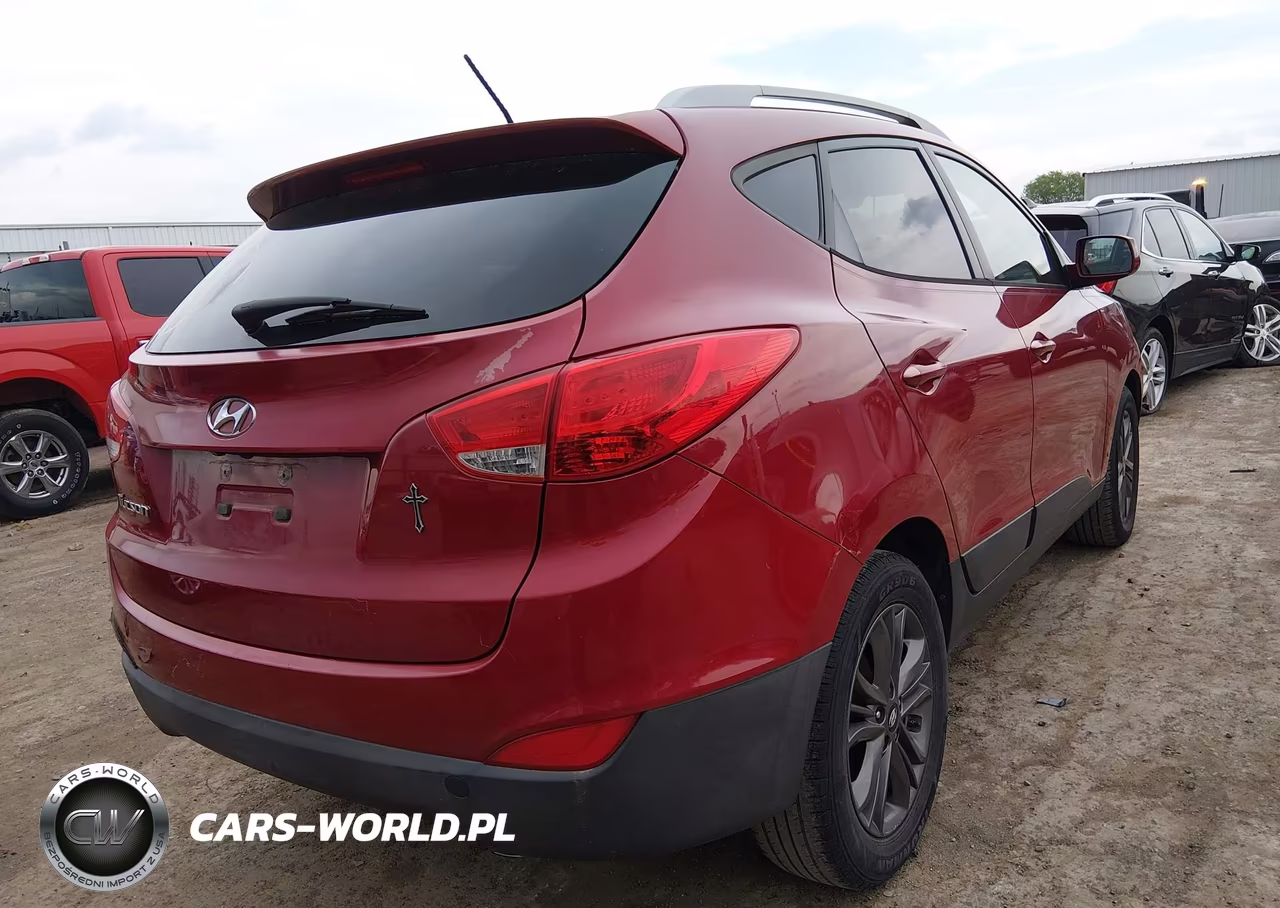 2015 Hyundai Tucson Se VIN:KM8JU3AG9FU058479 - 4