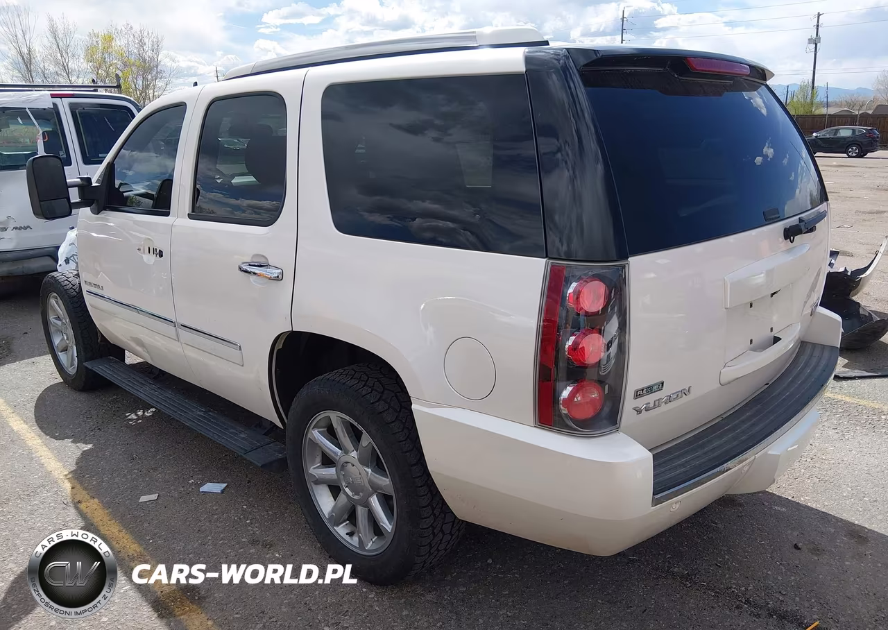 2012 GMC Yukon Denali VIN:1GKS2EEF1CR310482 - 3