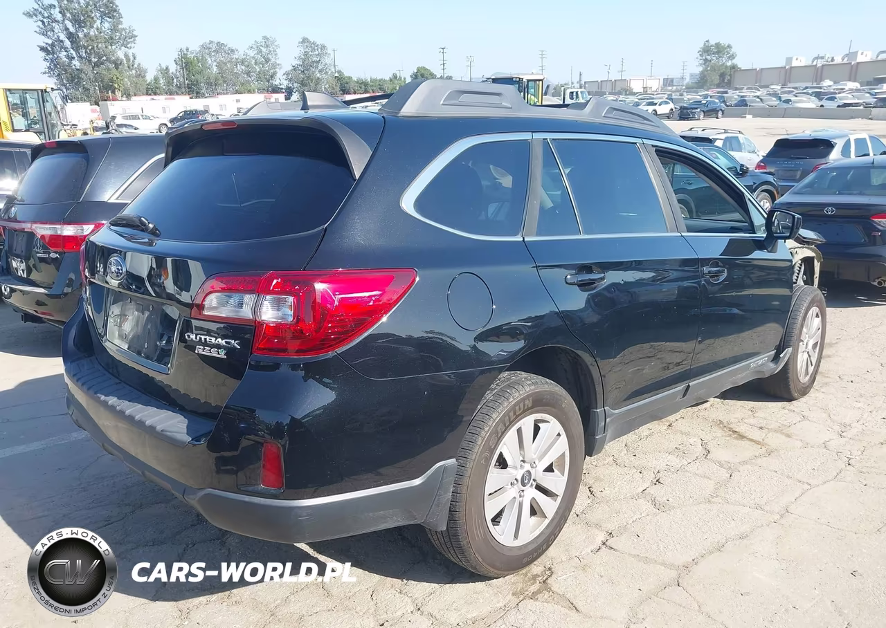 2017 Subaru Outback 2.5I Premium VIN:4S4BSACC6H3341634 - 4