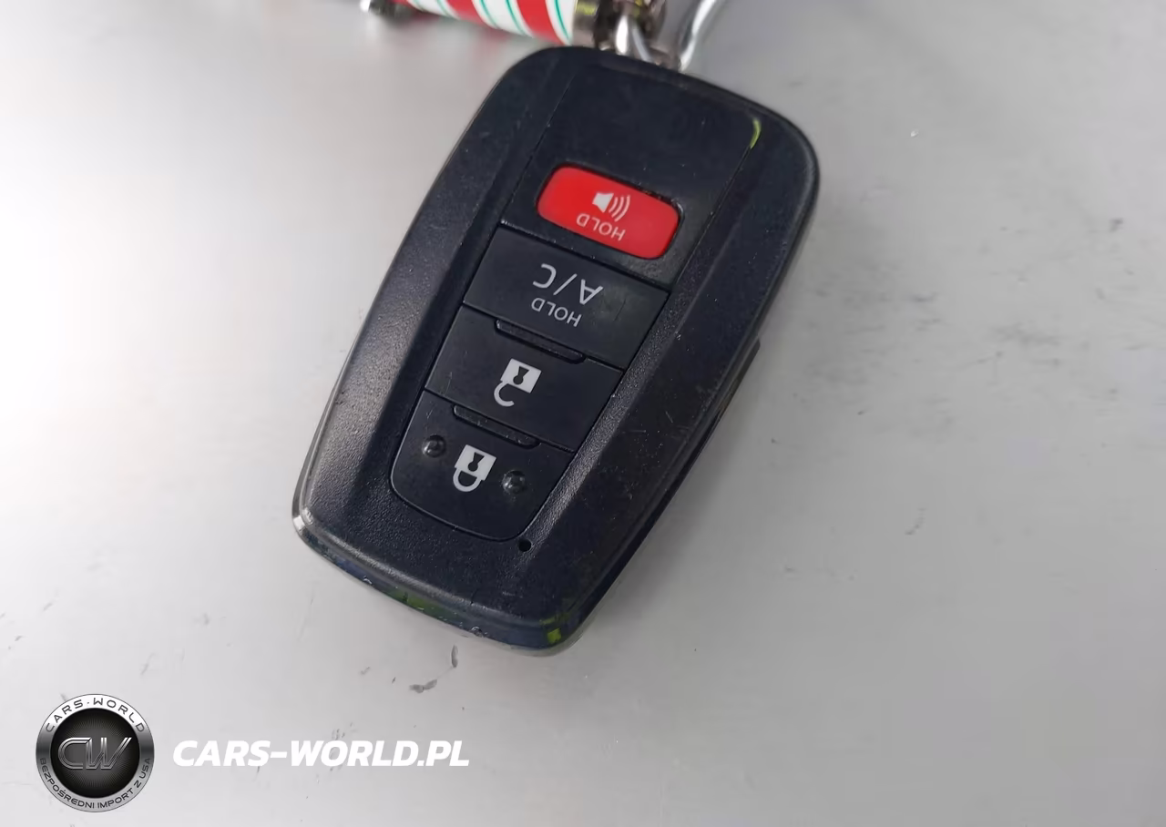 2021 Toyota Prius Prime Limited VIN:JTDKAMFP8M3172069 - 11