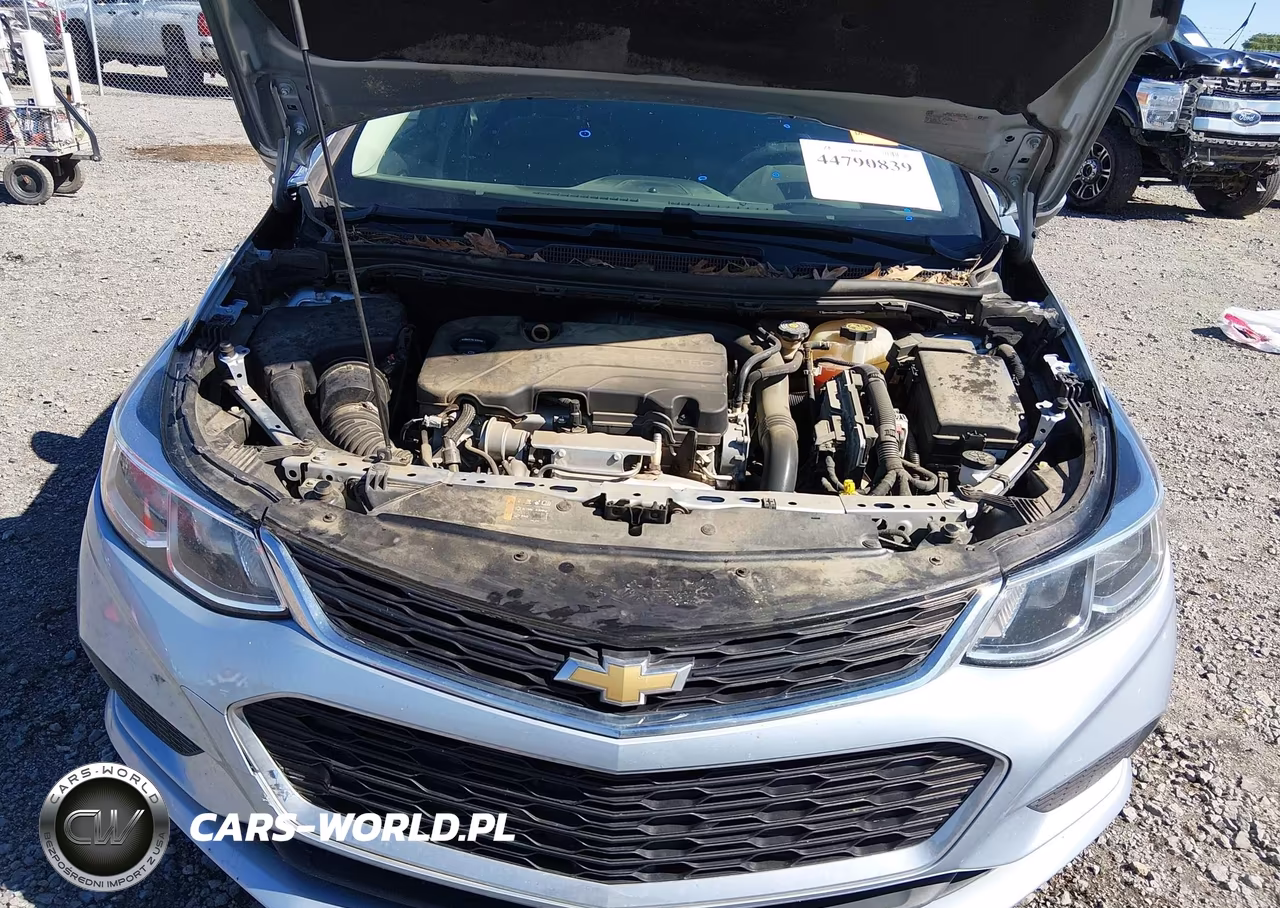 2017 Chevrolet Cruze Ls Auto VIN:1G1BC5SM2H7149194 - 10
