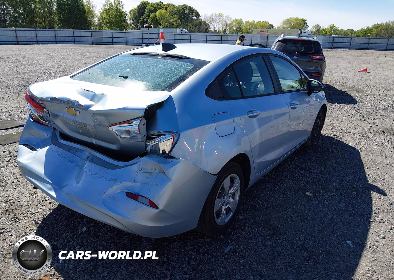 2017 Chevrolet Cruze Ls Auto VIN:1G1BC5SM2H7149194 - 4