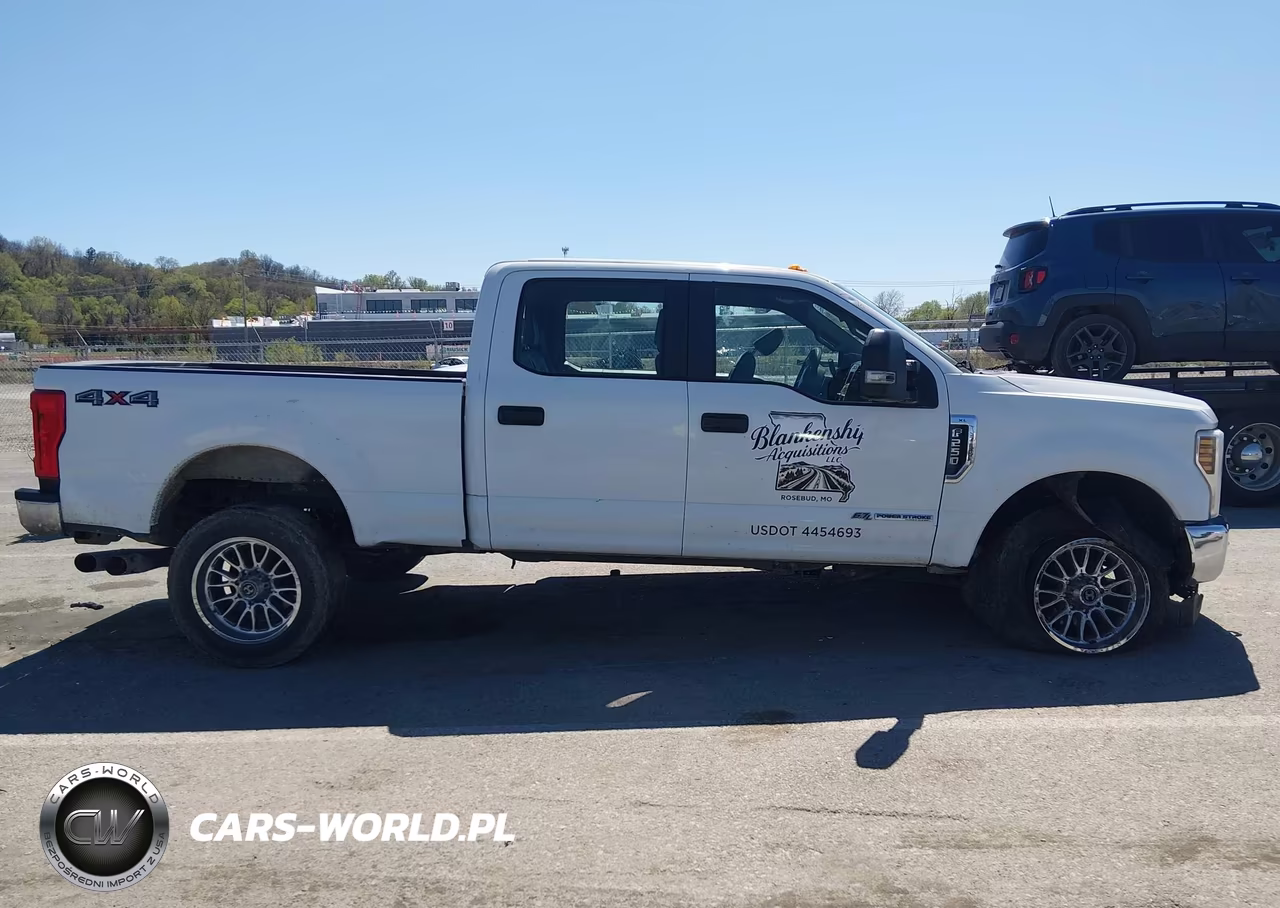 2019 Ford F-250 Xl VIN:1FT7W2BT2KEF83144 - 13