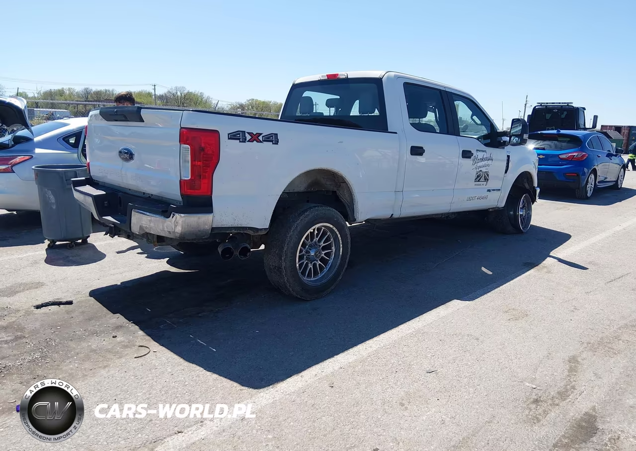 2019 Ford F-250 Xl VIN:1FT7W2BT2KEF83144 - 4