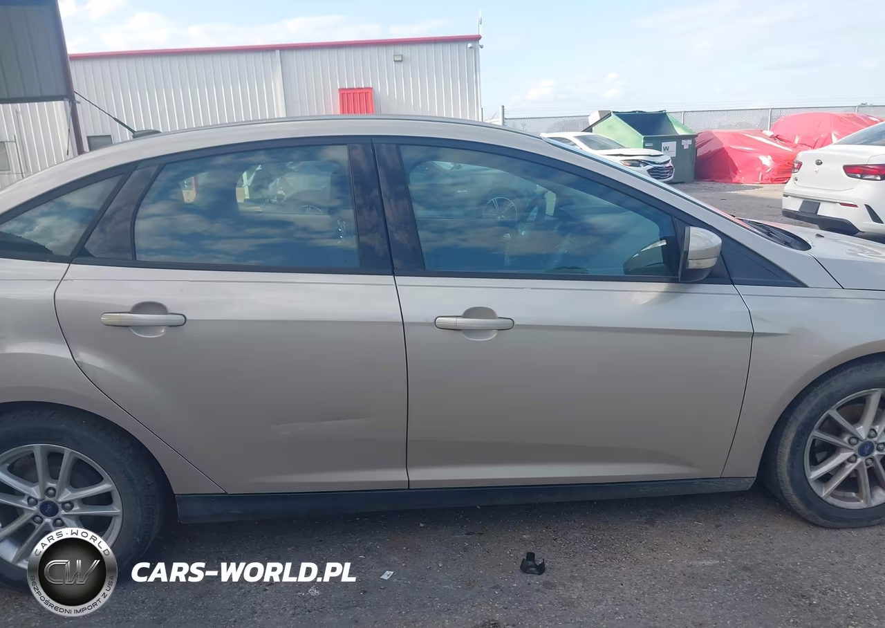 2017 Ford Focus Se VIN:1FADP3F28HL208361 - 13