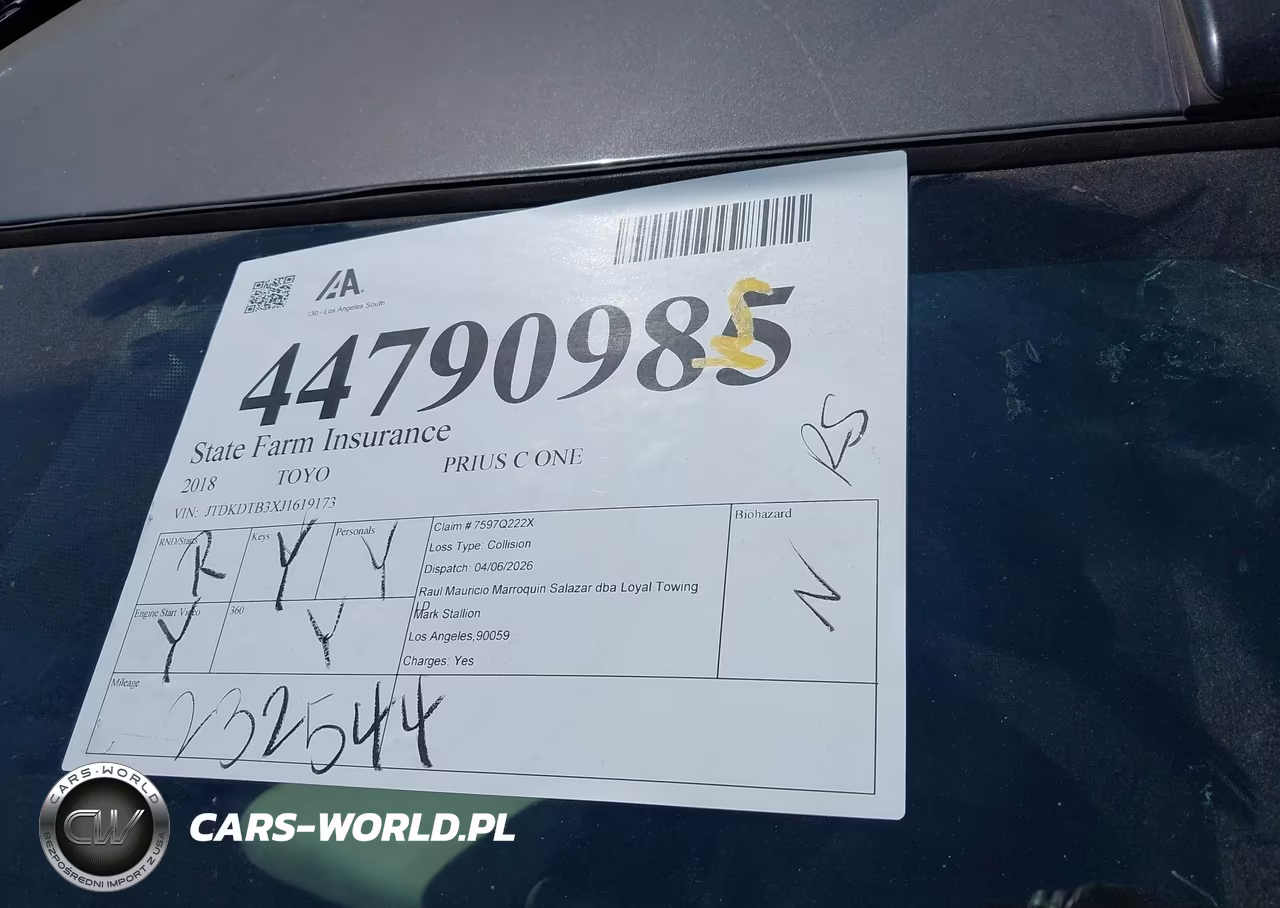 2018 Toyota Prius C One VIN:JTDKDTB3XJ1619173 - 18