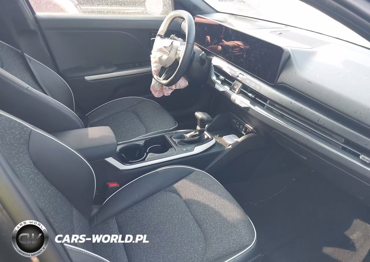 2025 Kia K4 Gt-Line VIN:3KPFW4DE5SE238121 - 5