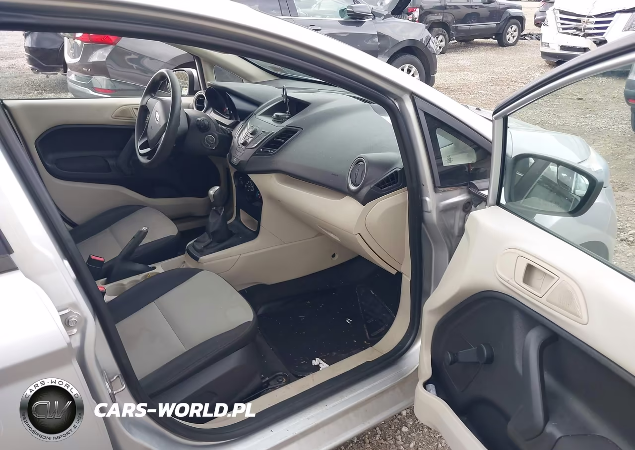 2013 Ford Fiesta S VIN:3FADP4AJXDM146670 - 5