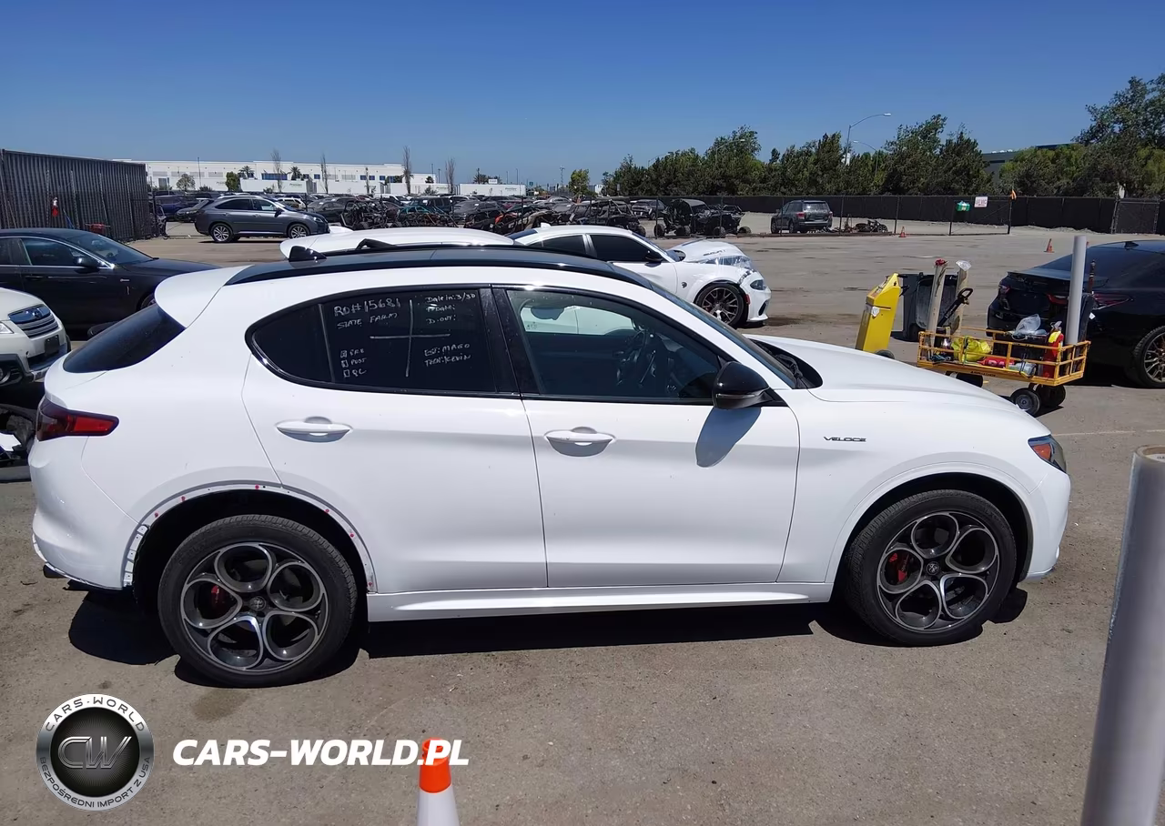 2023 Alfa Romeo Stelvio Veloce Awd VIN:ZASPAKBN6P7D51097 - 14