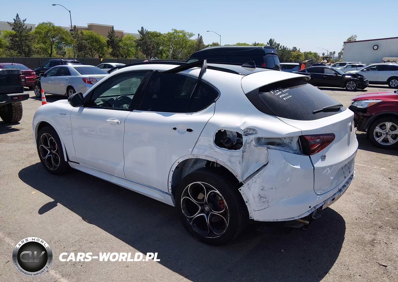 2023 Alfa Romeo Stelvio Veloce Awd VIN:ZASPAKBN6P7D51097 - 3