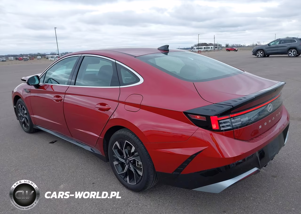 2024 Hyundai Sonata Sel VIN:KMHL64JA8RA369086 - 3