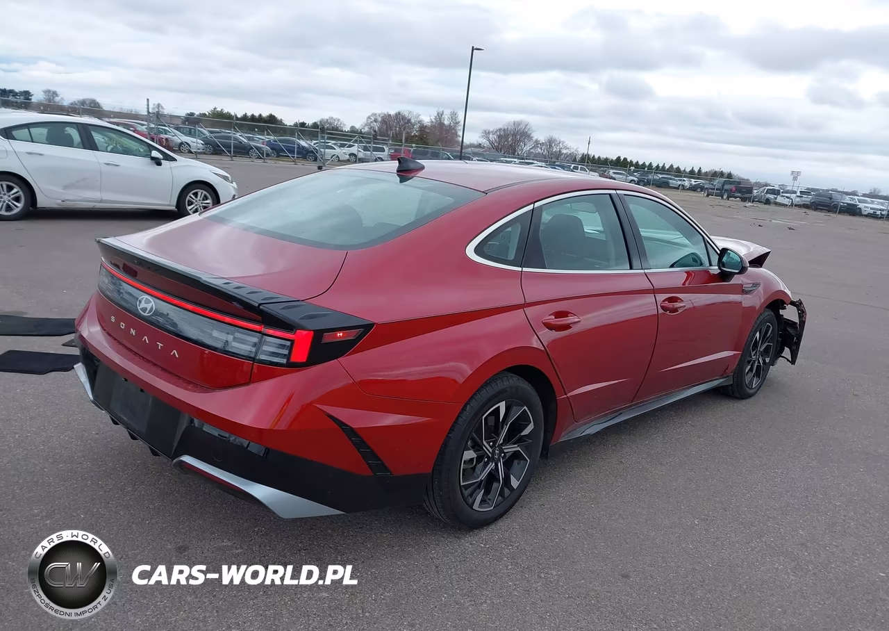 2024 Hyundai Sonata Sel VIN:KMHL64JA8RA369086 - 4