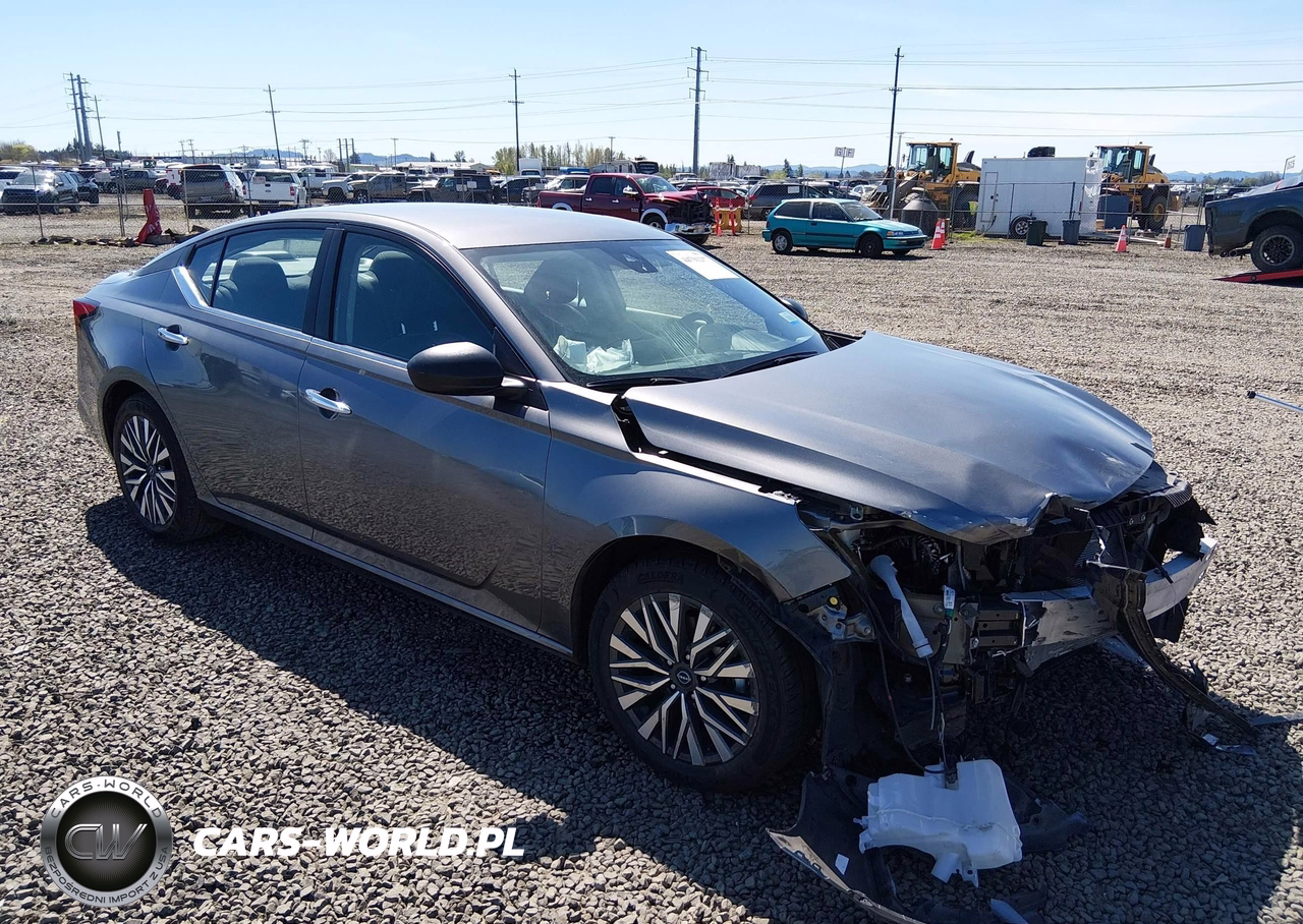 2024 Nissan Altima Sv Fwd