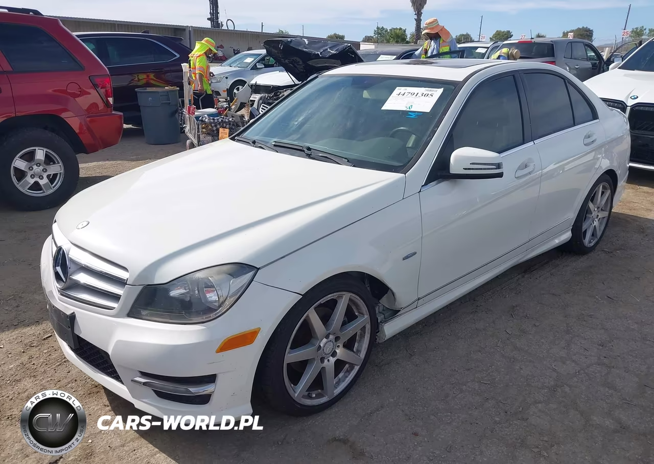 2012 Mercedes-Benz C 250 Sport VIN:WDDGF4HB7CA625879 - 2